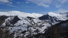 16 Vue du sommet, avec au fond le Viso